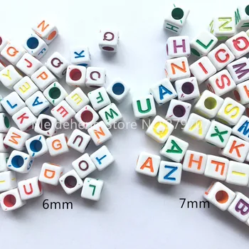 Meideheng Akryl farba Listov námestí náramky šperky čo korálky fluorescenčné čiernej a bielej zmiešané A-Z 6*6mm240pcs/45g